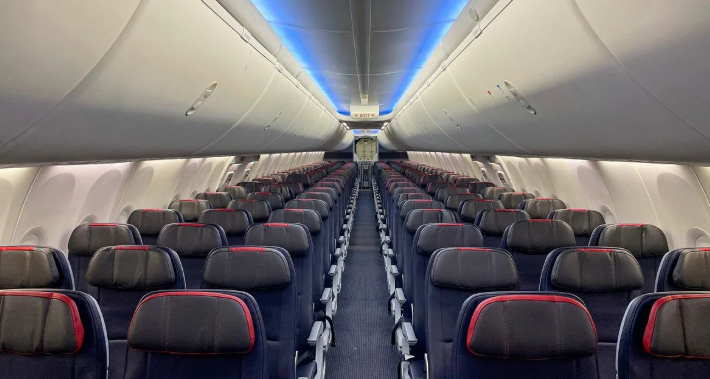 Одна з країн заборонила авіакомпаніям використовувати на борту повербанки, - The Sun