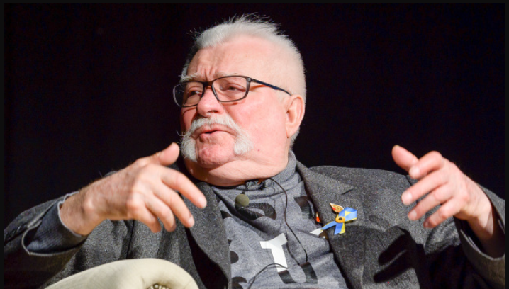 "Это единственный выход": первый президент Польши поддержал быстрое вступление Украины в ЕС