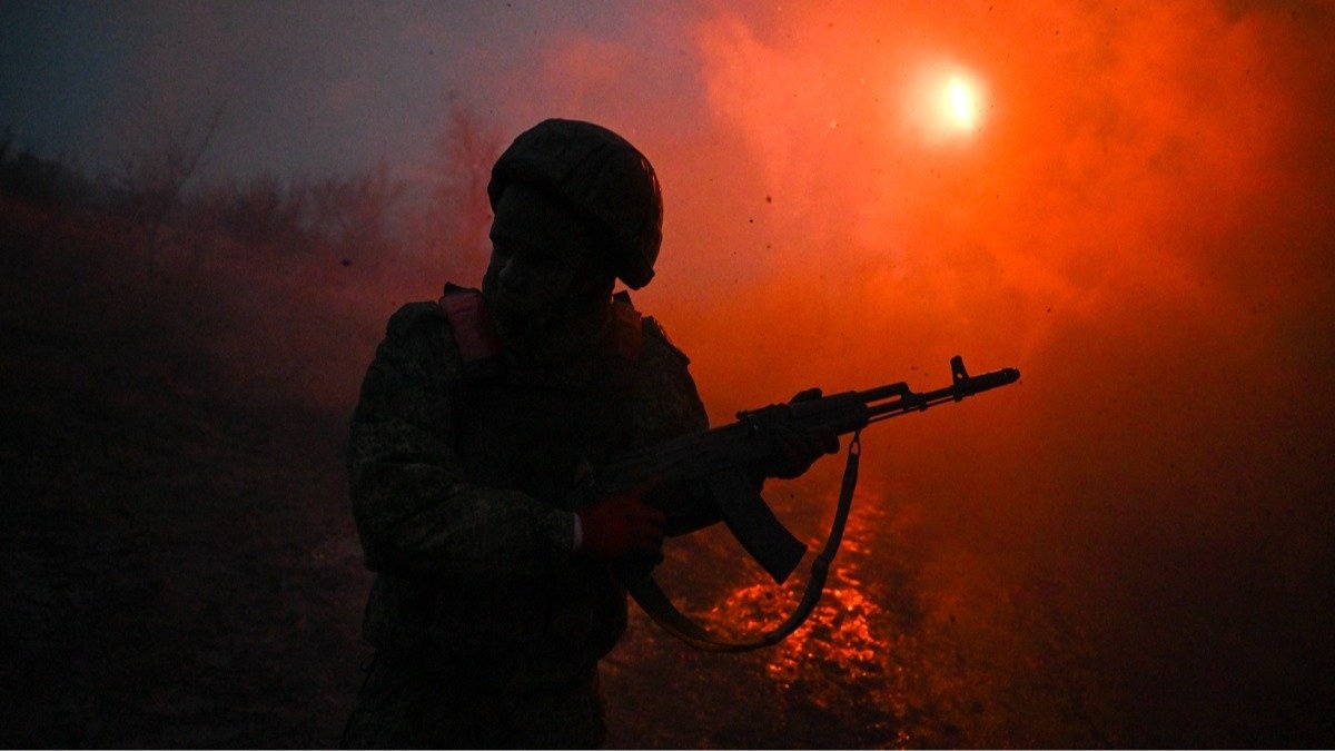 Россия уже теряет на фронте больше военных, чем вербует, - The Times