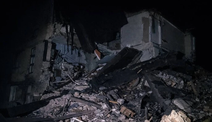 Атака на Дніпропетровщину: зруйновано під'їзд житлового будинку