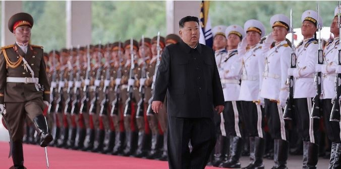 У Пхеньяні пройшов парад за участі військових, які воювали в Україні. У МЗС відреагували