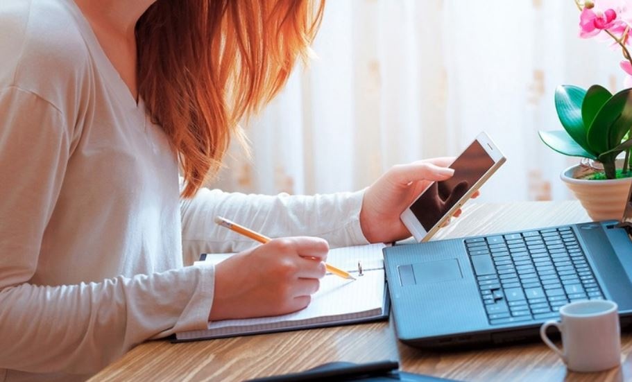 В Украине наступил "серебряный возраст" экономики: за какими работниками гоняется бизнес