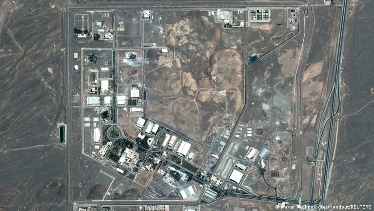 Іран заявив про удар по ядерному об'єкту, є ризик витоку радіації