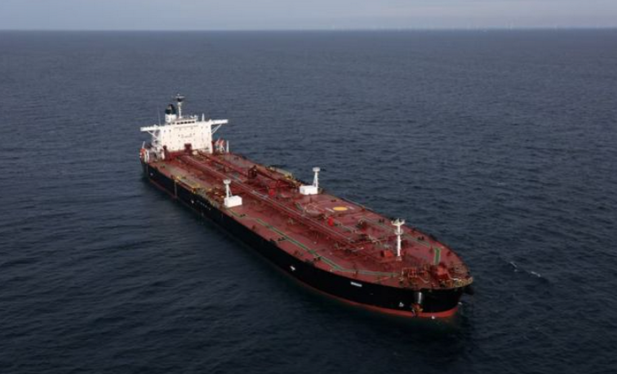 Десант з гелікоптера захопив судно "тіньового флоту" РФ: деталі операції