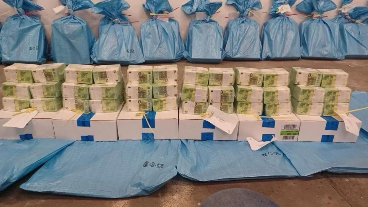 Угорщина не збирається повертати Україні гроші 