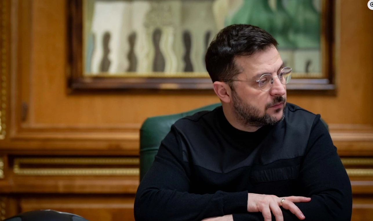 Деякі країни намагалися придбати українську зброю без погодження з Києвом — Зеленський