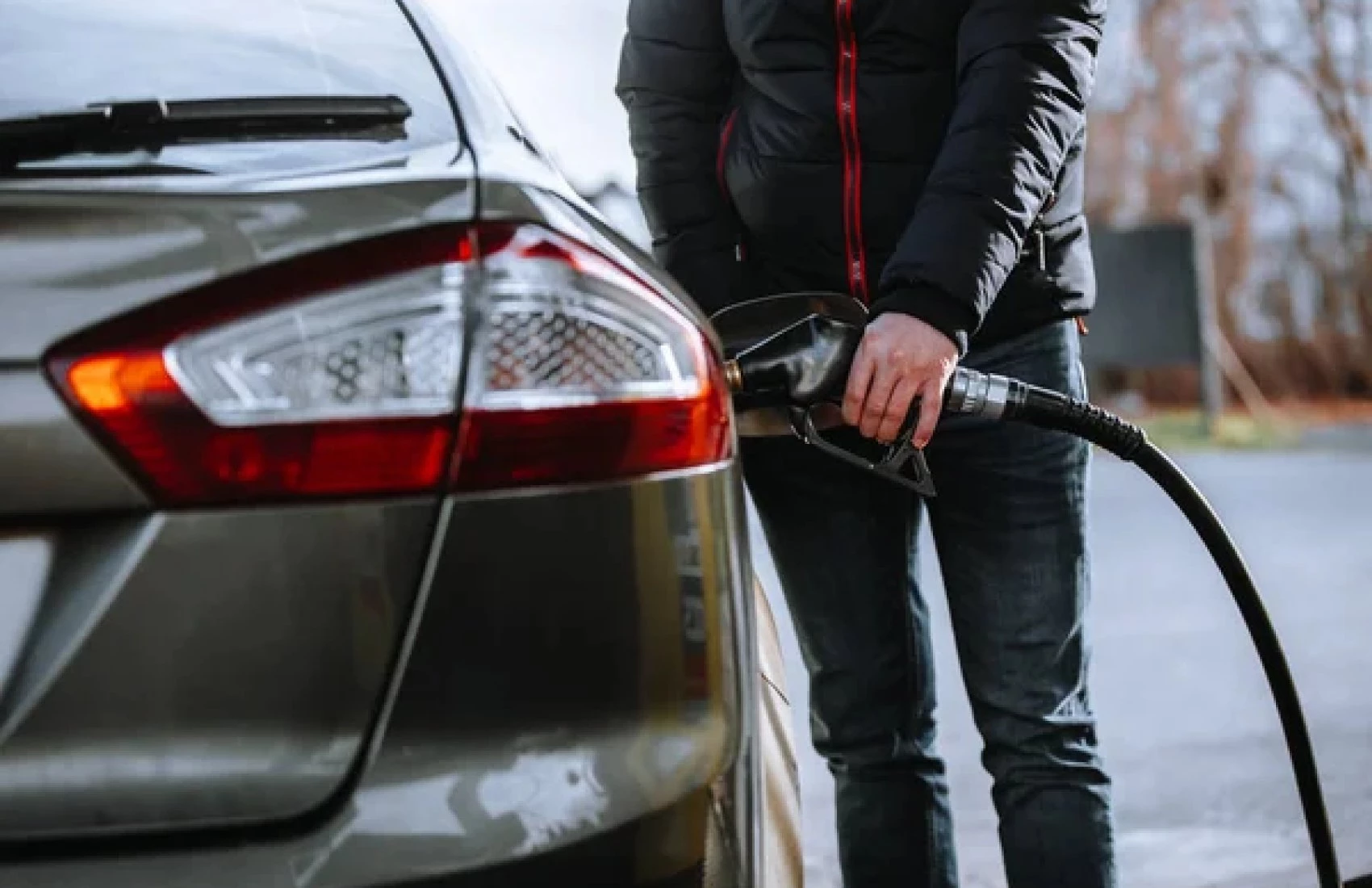 Цены на топливо растут: сможет ли Трамп переломить ситуацию