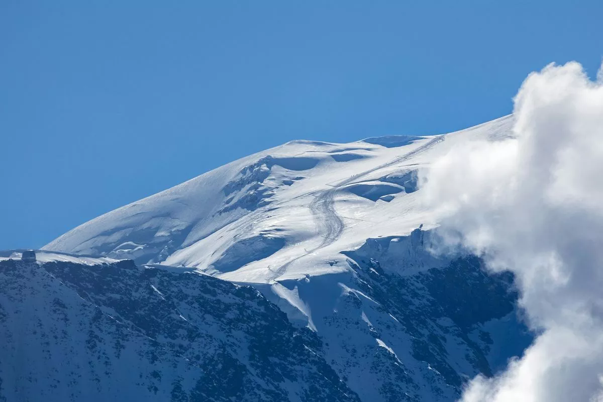 В Карпатах на территории Румынии нашли мертвым украинца