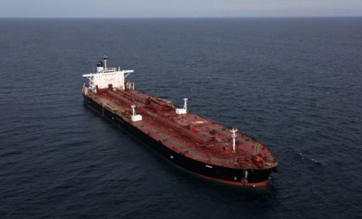 Танкер з пальним РФ "передумав" пливти до Куби після попередження США, - Bloomberg