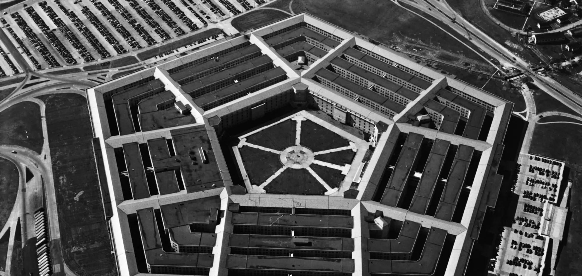 Пентагон відмовився оприлюднити огляд дислокації своїх військ за кордоном, - Politico