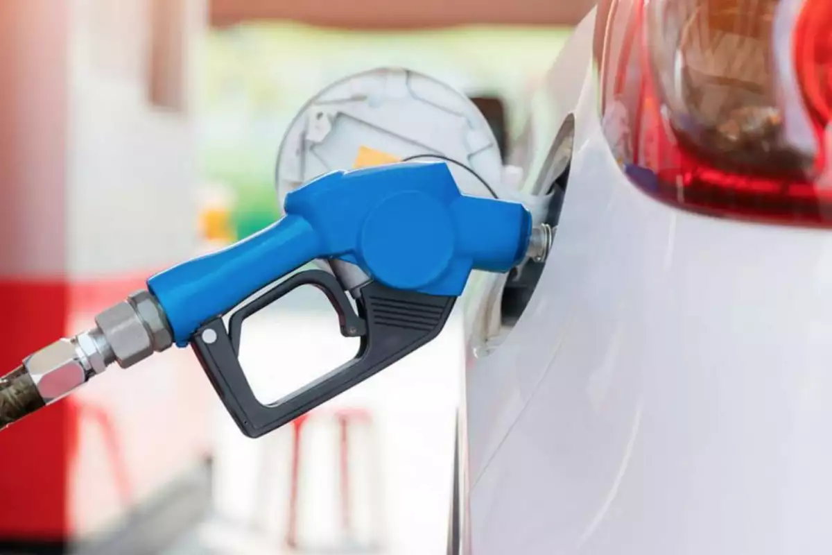 В уряді пояснили, чому вирішили запровадити кешбек на пальне