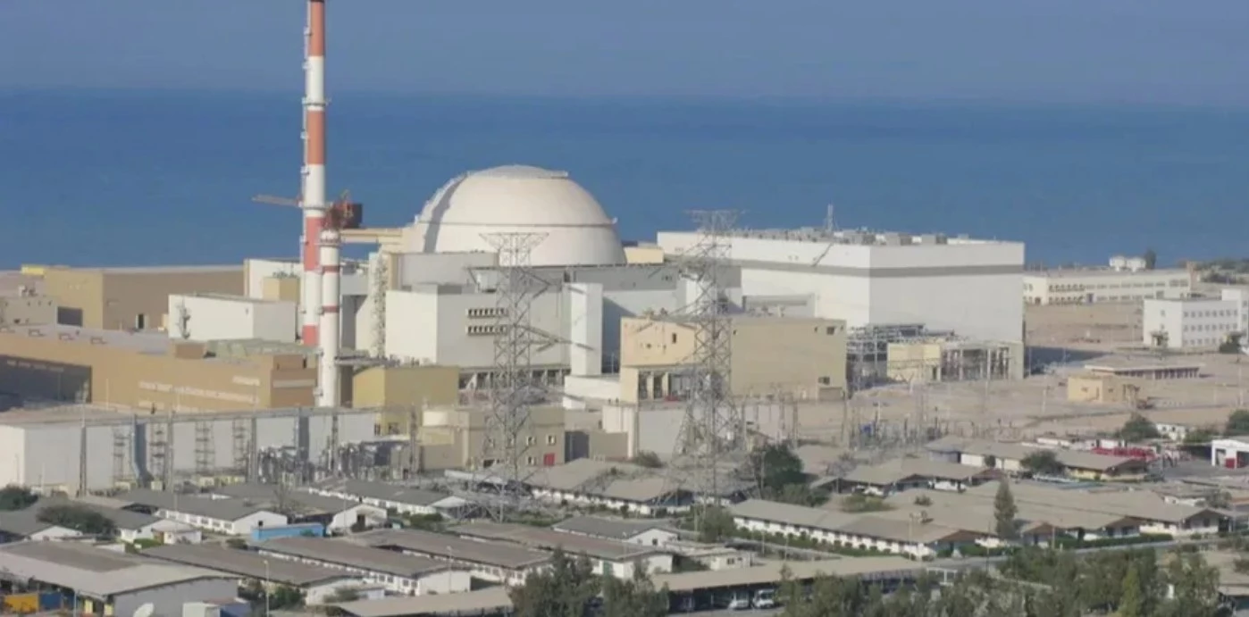 Радиоактивные осадки угрожают странам Персидского залива: в Иране сделали заявление об ударе возле Бушерской АЭС