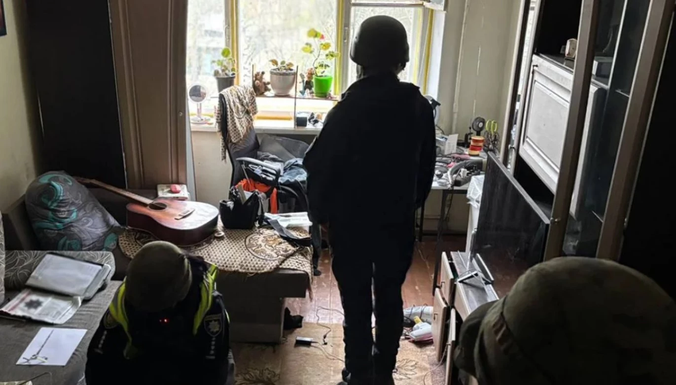 У Житомирі у багатоповерхівці підірвали гранату