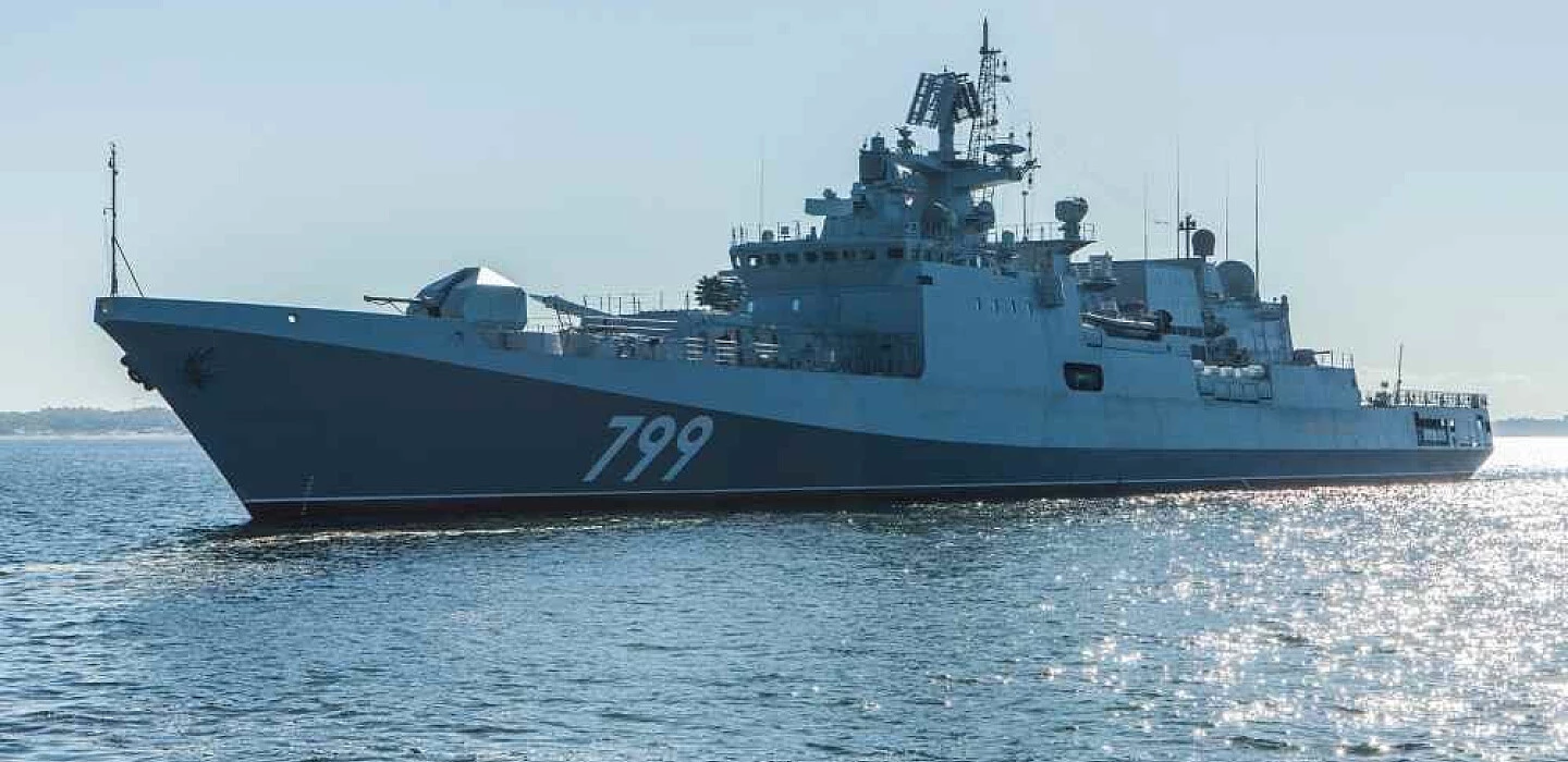 Силы обороны поразили российский фрегат "Адмирал Макаров", - военный эксперт