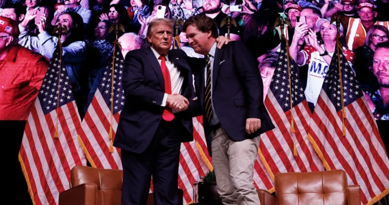 Трамп назвал Такера Карлсона «дураком с низким IQ»