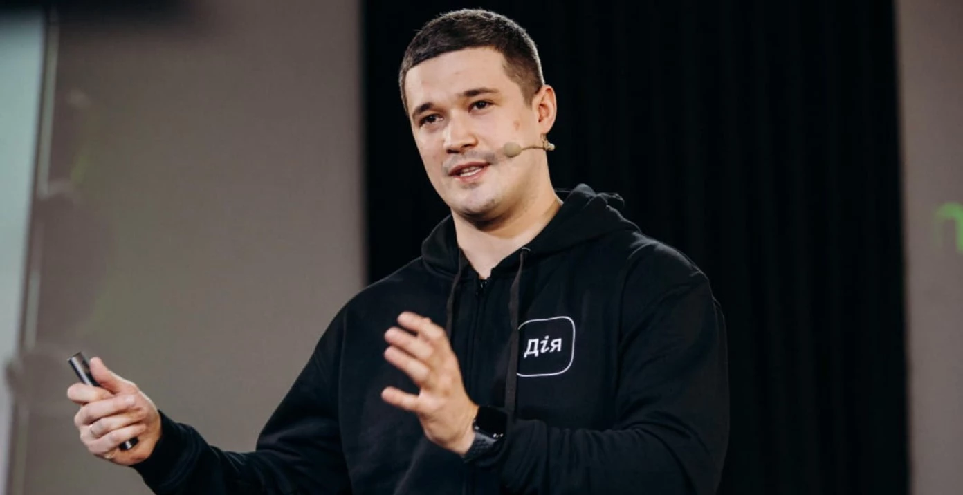 Незаконный воинский учет женщин: Федоров отреагировал на скандал