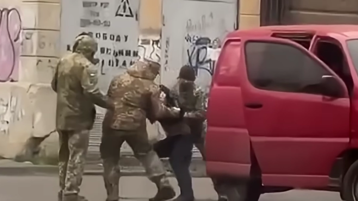 Для военнослужащих ТЦК хотят ввести новые правила поведения: в Раде зарегистрировали законопроект