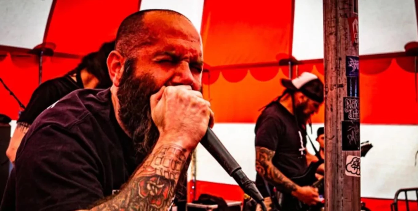 Італійська поліція конфіскувала в українського гурту «1914» гроші, зібрані для ЗСУ