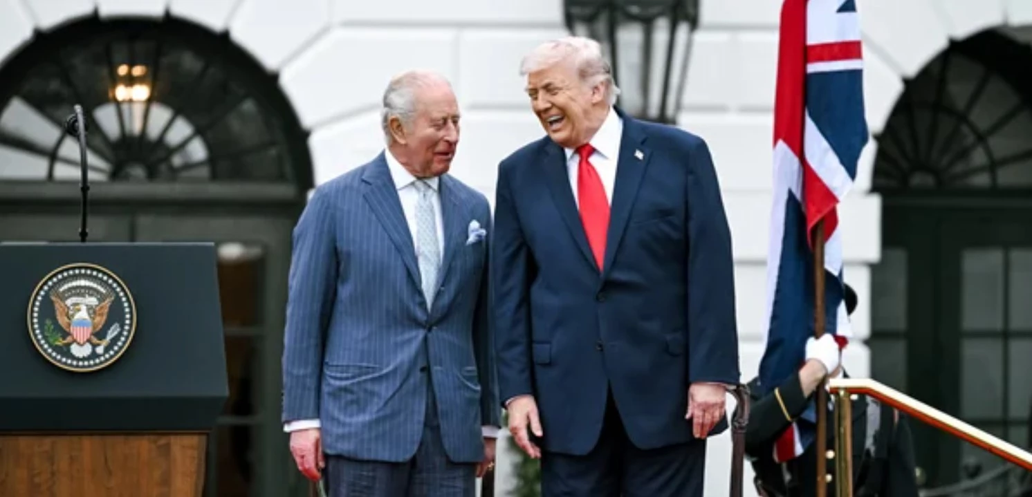 Король Чарльз дважды подколол Трампа в Белом доме