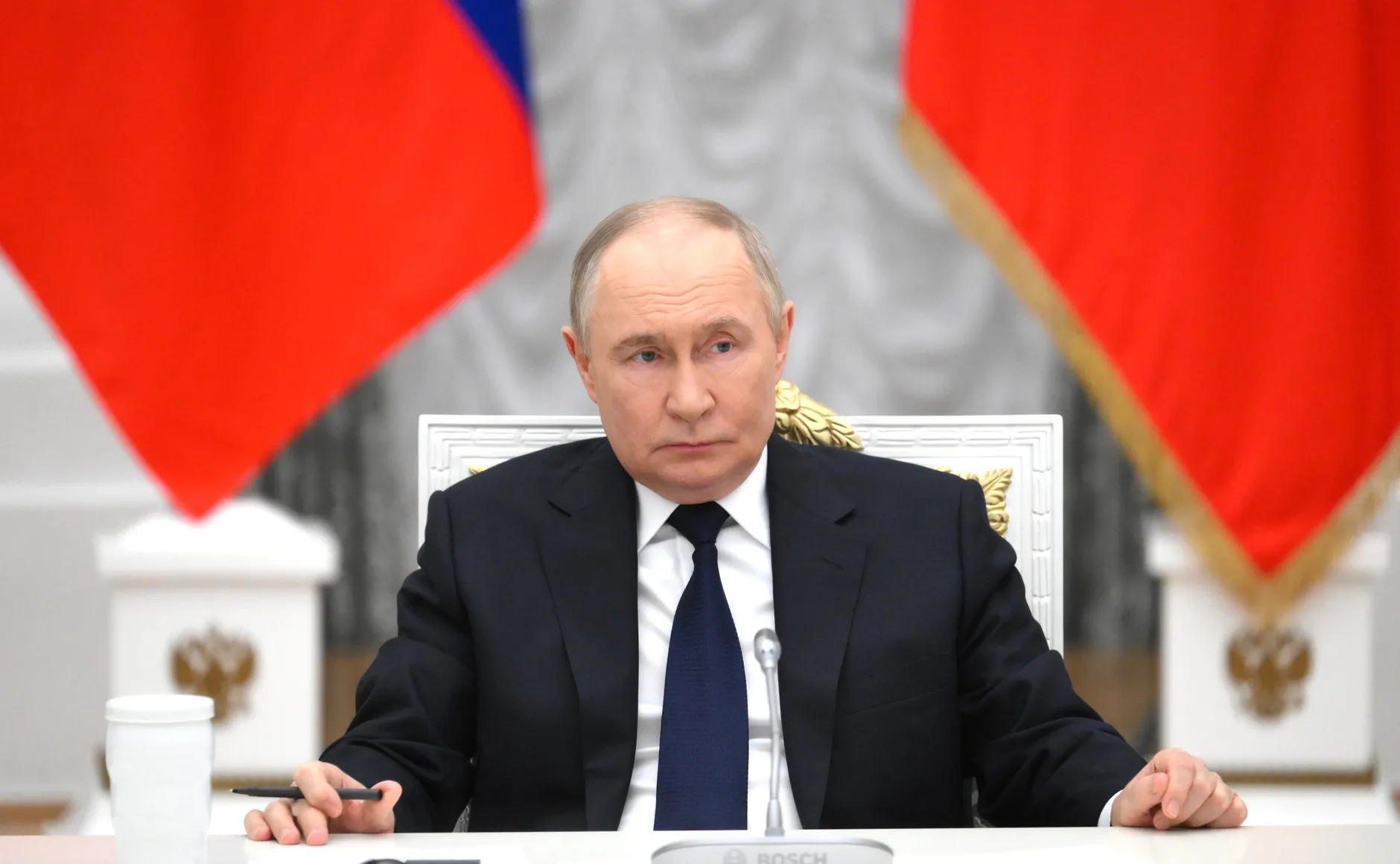 Путін втрачає контроль над РФ, і це вже помітно, – The Economist
