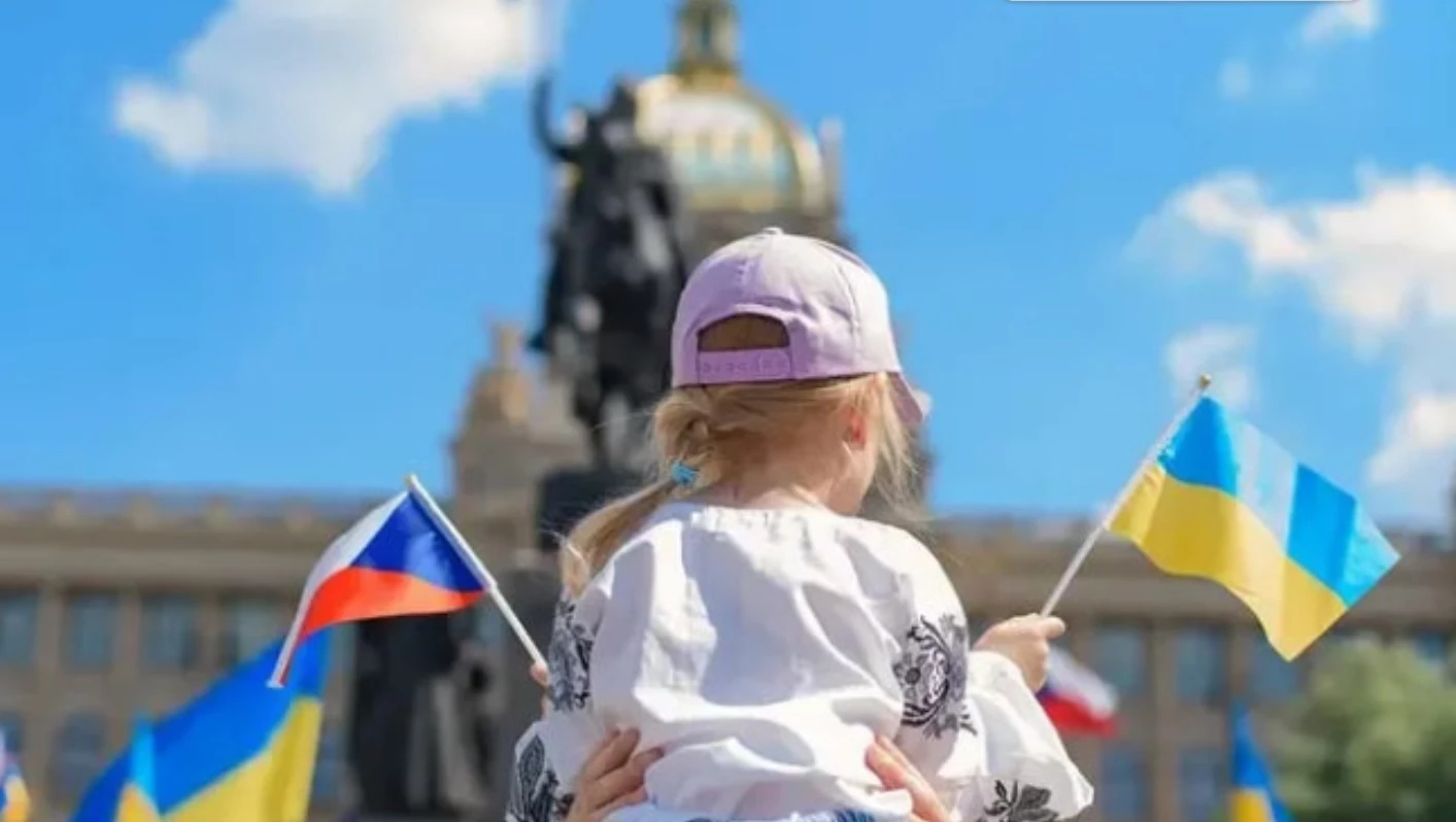 В Чехии предлагают платить украинкам за рождение детей: что известно