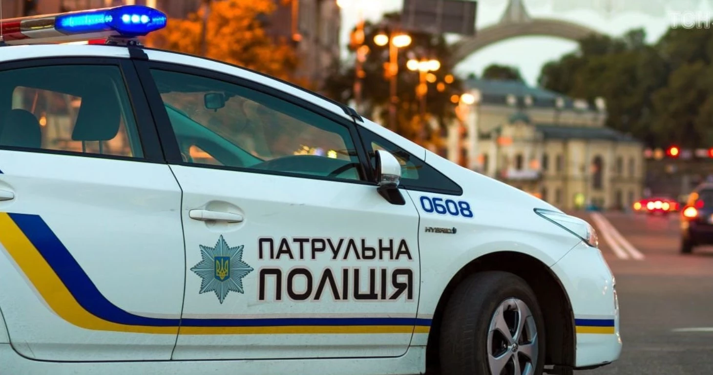 В Черкассах мужчина открыл стрельбу по детям