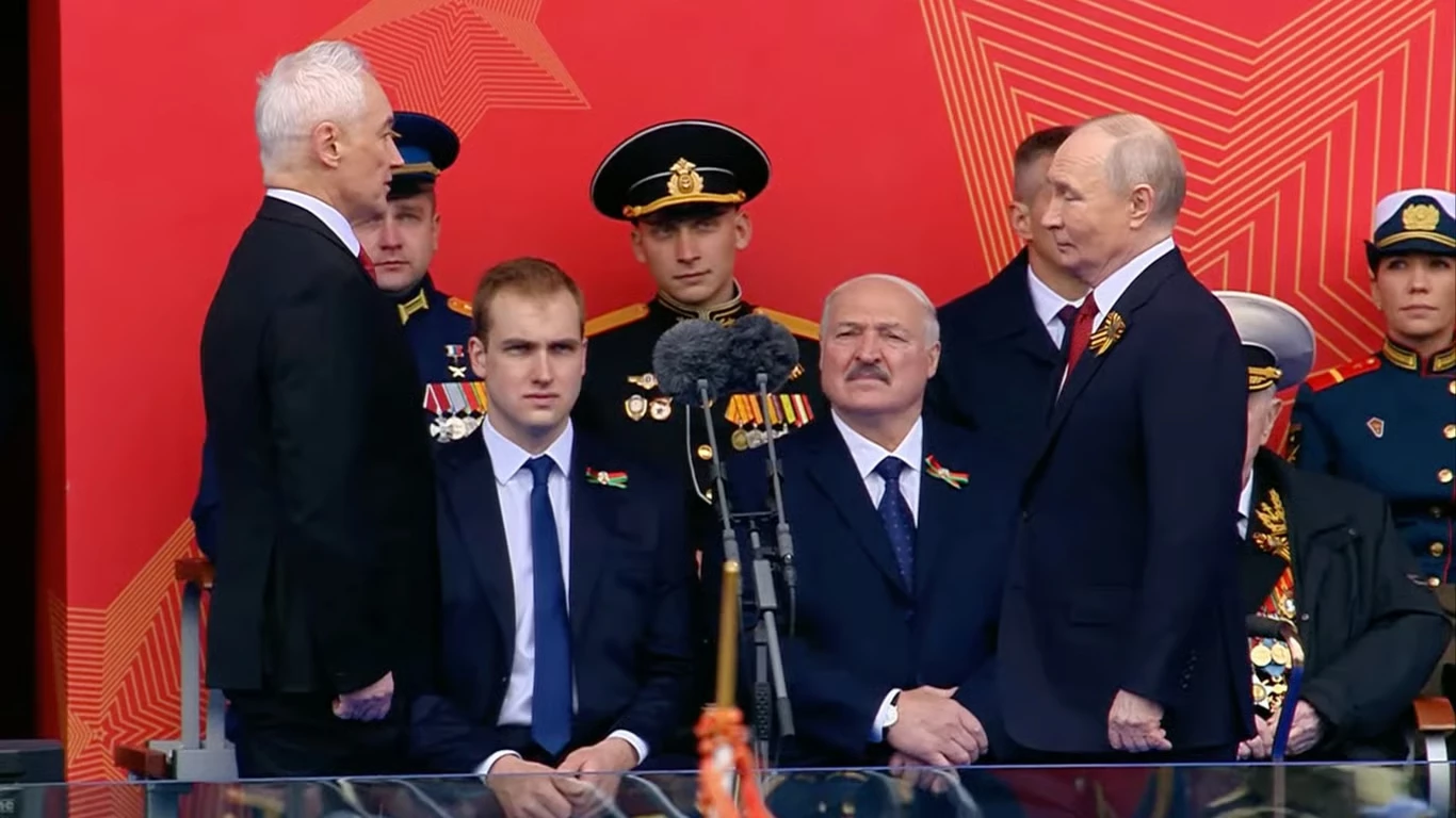 "Перемоги" російської армії викликають сміх: російські еліти та суспільство перестали вірити Путіну