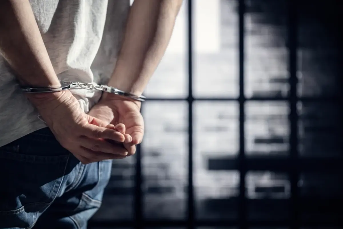 Пытались выбить деньги: в Польше похитили двух украинцев и удерживали их в подвале