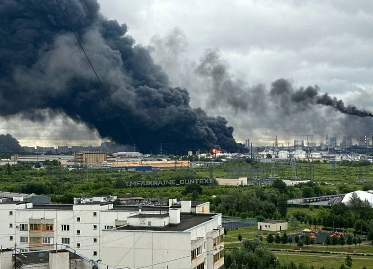 Нанесен серьезный ущерб: Reuters узнало последствия удара по Московскому НПЗ