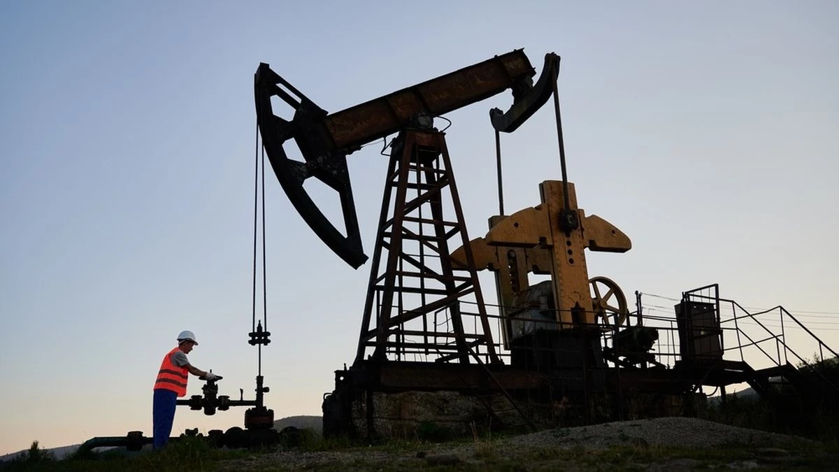 Цены на нефть вновь продолжают бить рекорды