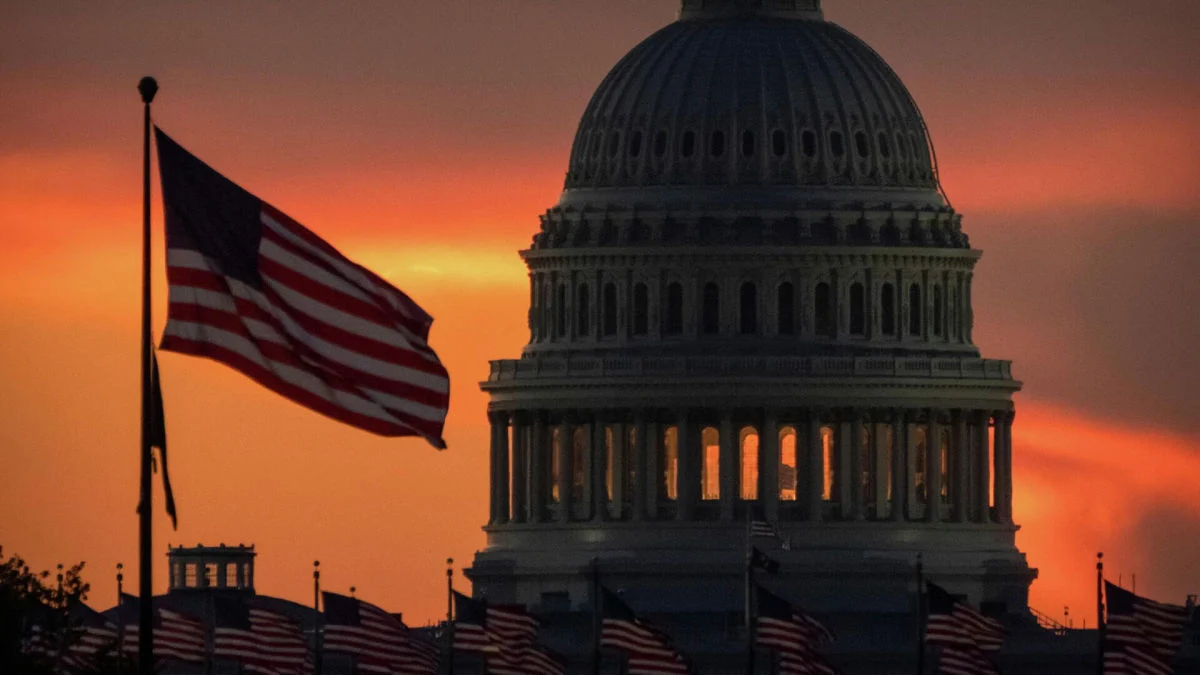 На встречу с Зеленским пригласили всех 100 сенаторов США