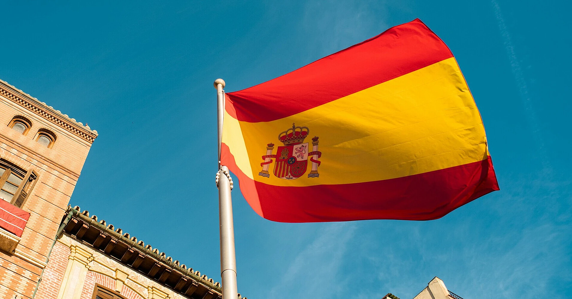 В Испании украинским мужчинам начали отказывать во временной защите