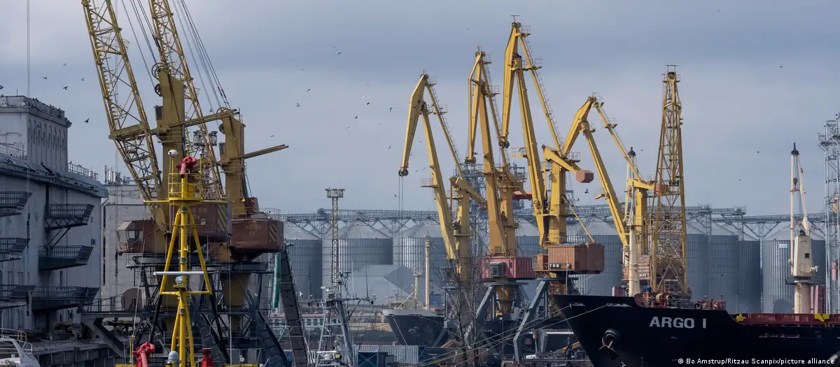 Российские атаки на порты почти остановили экспорт аграрной продукции из Украины