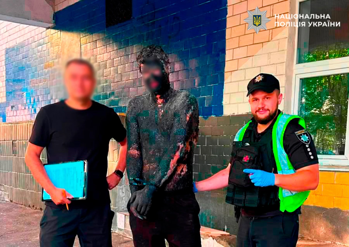Киевлянин залез в бочку со смолой, чтобы ограбить магазин