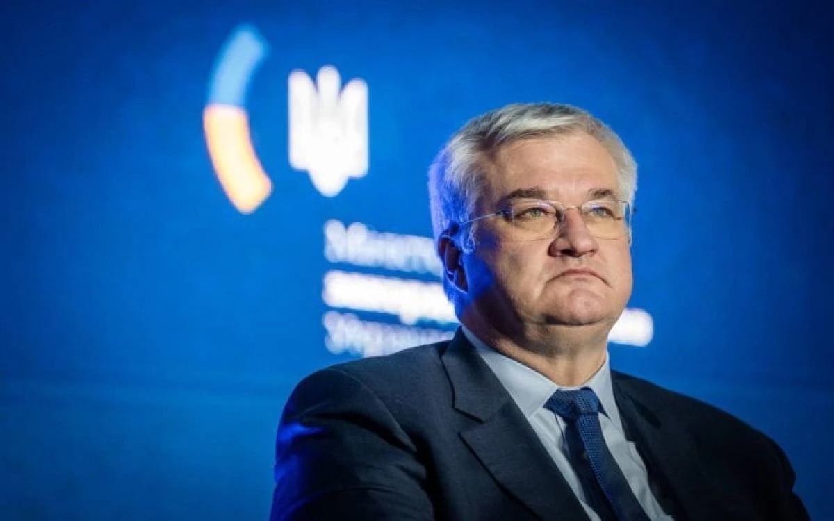 Сибигу вновь утвердили министром иностранных дел