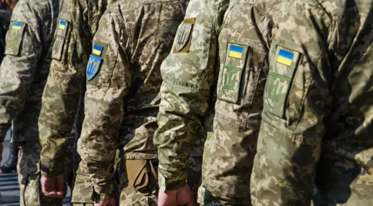 Історія батька-одинака, мобілізованого у ЗСУ: як затримка рапорту залишила двох малюків без батьків