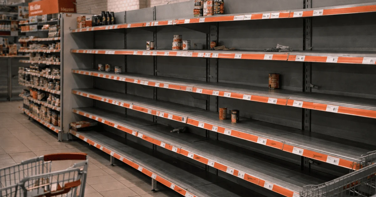 Перебои со снабжением: что происходит в магазинах Киева