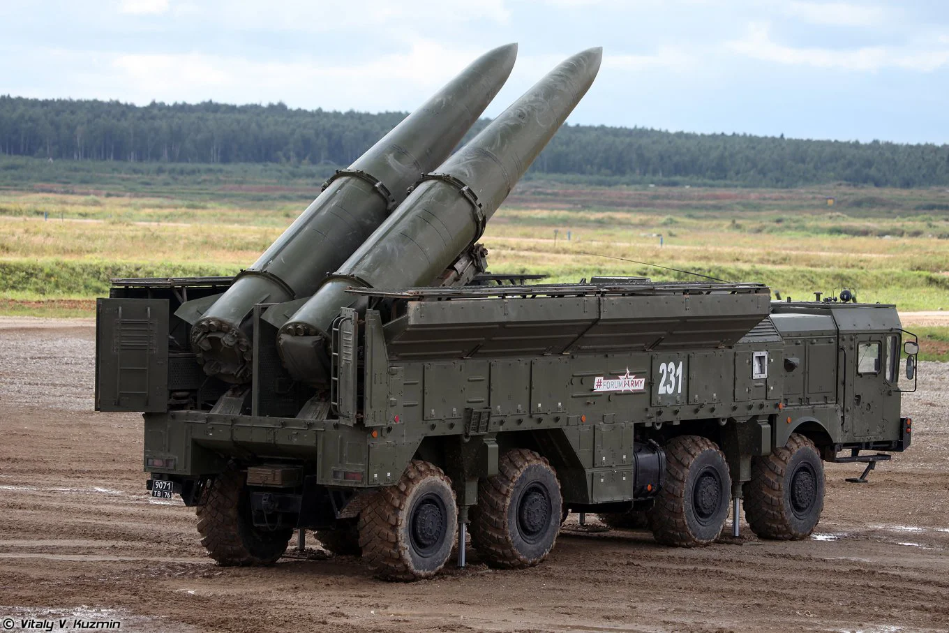 Россия продолжает наращивать запас баллистики, – эксперт