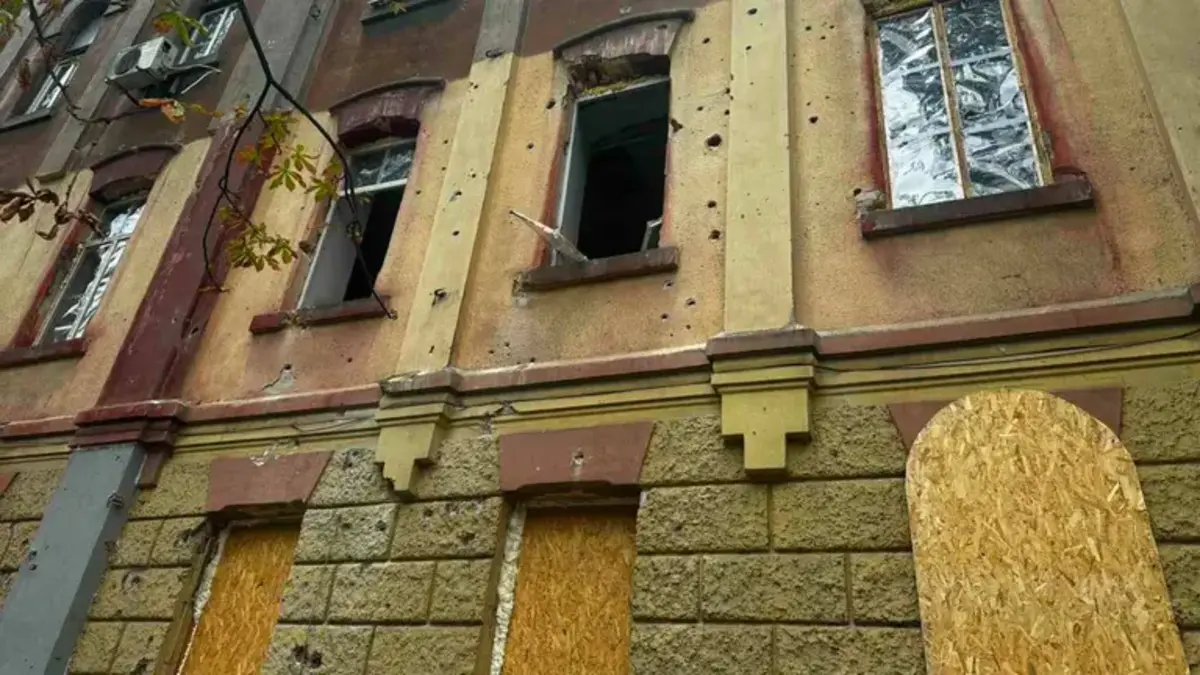 Атака на Одессу: повреждена школа, дом и инфраструктура
