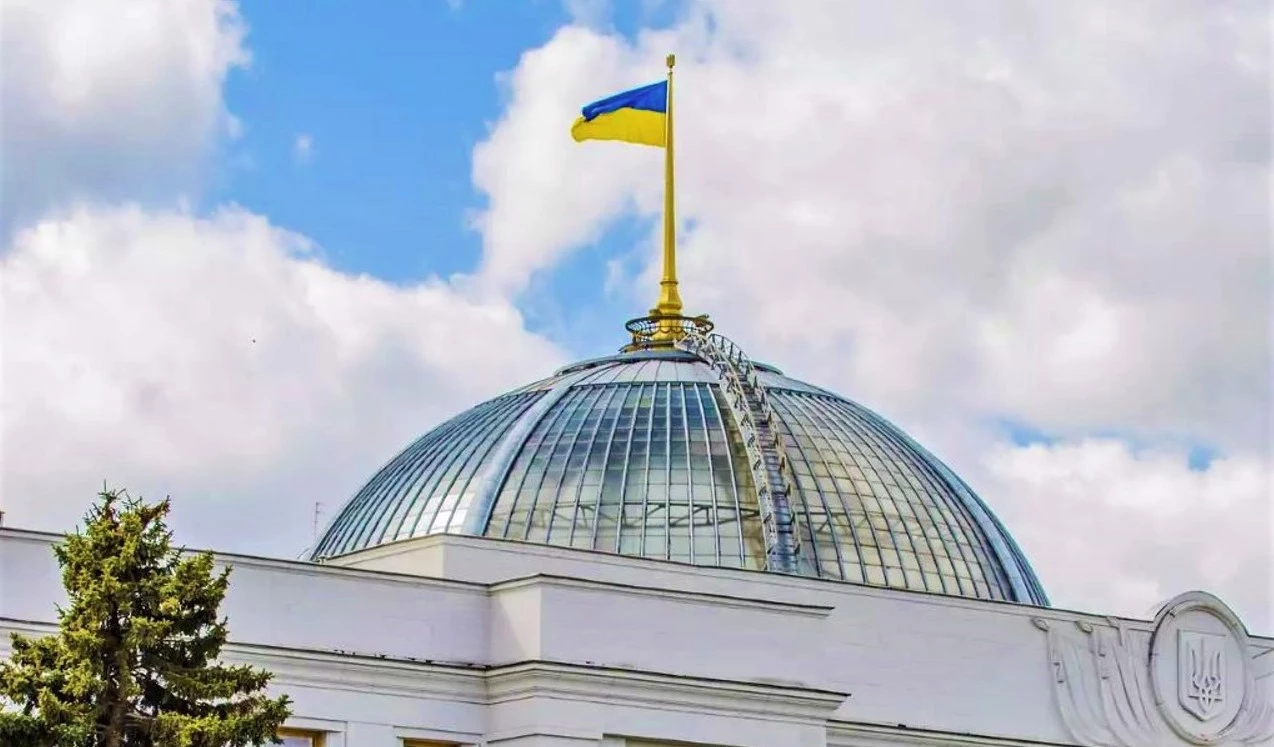 Робота без пауз: Верховна Рада планує голосувати з укриття під час повітряних тривог
