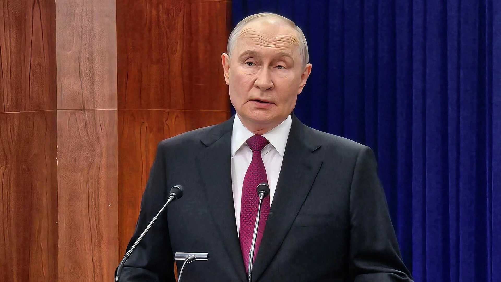 Путін заявив, що Росія уникає ударів по українській владі
