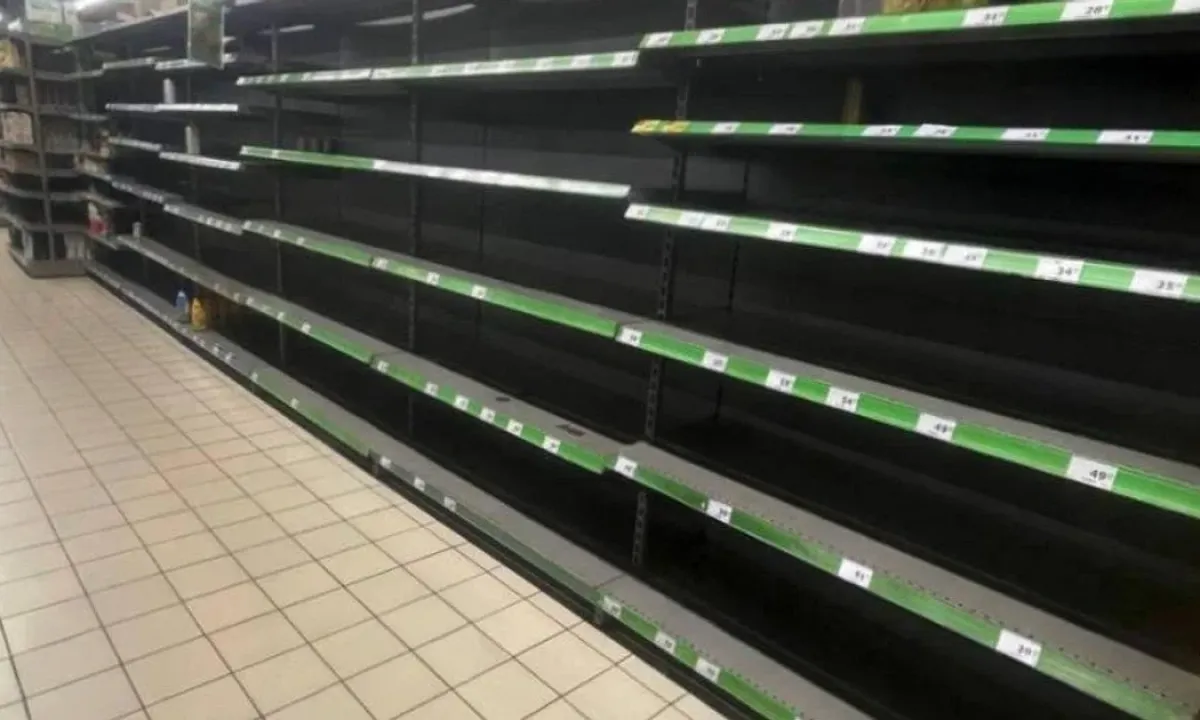 Встигнути запастися продуктами: що зараз найчастіше купують українці