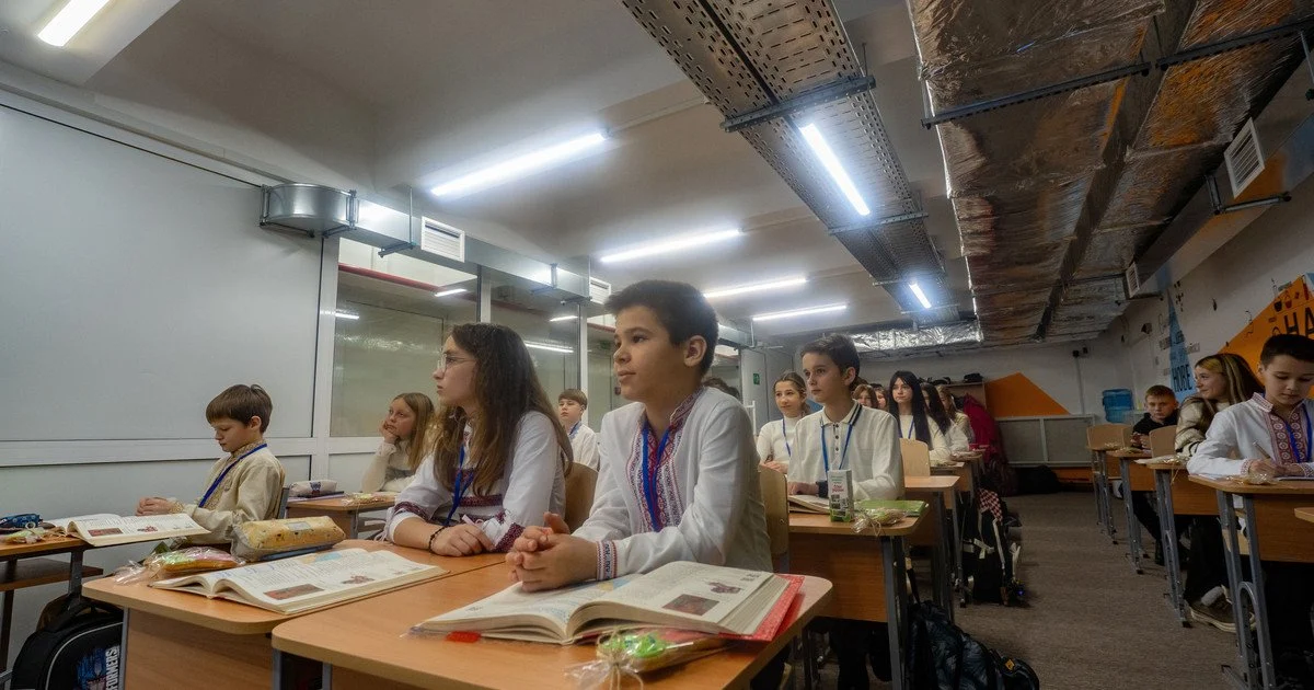 Як відбувається навчальний процес в укриттях під час повітряних тривог у Києві, що говорять у КМДА