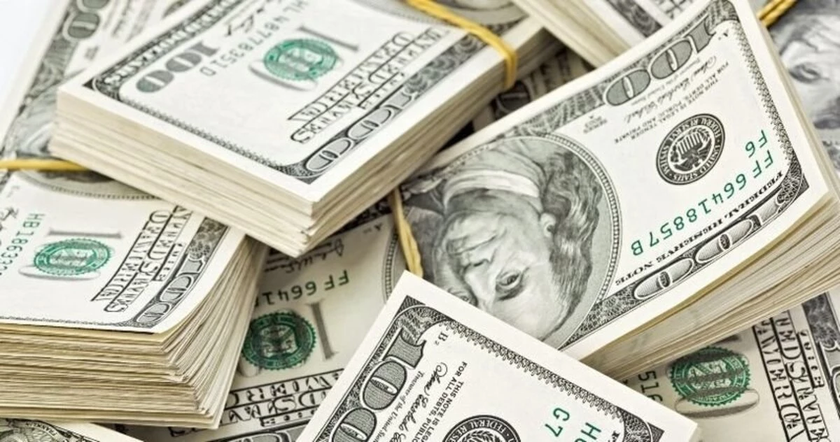 Трамп пообещал выплатить каждому американцу по $5000, если они на выборах проголосуют за республиканцев