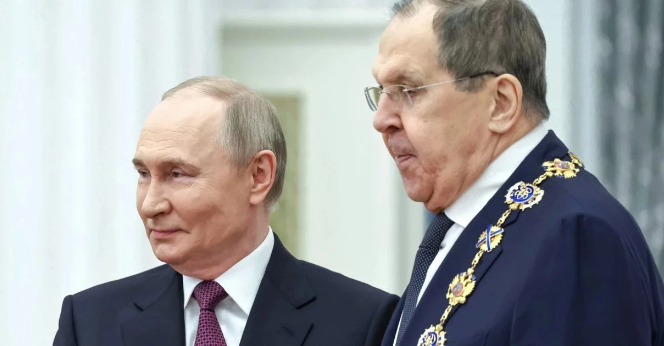 Лавров заявил о готовности к переговорам с Украиной, но исключил паузу в боевых действиях