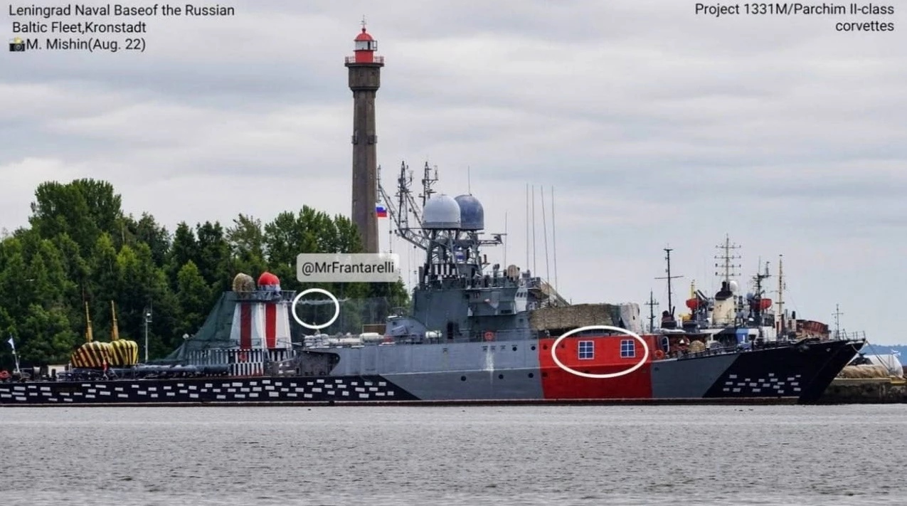 В Кронштадте: В РФ перекрасили корабли Балтийского флота для обмана дронов с ИИ