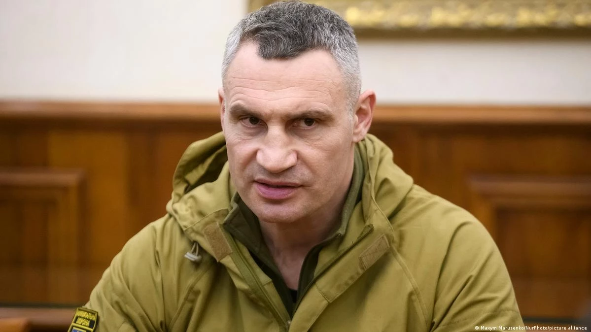 Кличко посоветовал части киевлян выехать из города на зиму из-за обстрелов