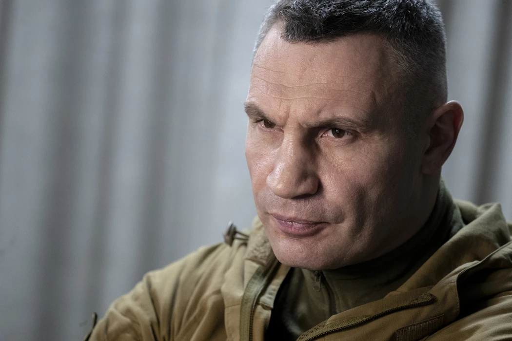 Кличко опроверг призывы к эвакуации, но посоветовал киевлянам позаботиться о безопасности