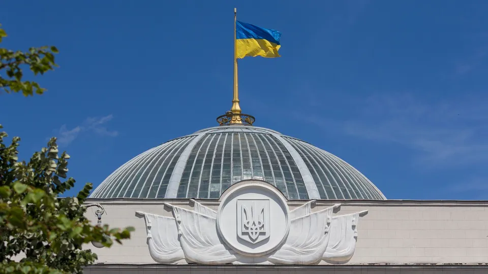 В бюджете закончились деньги: Минфину пришлось заморозить расходы и выплаты НДС