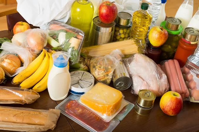Дефицит складов в Украине: какие продукты могут подорожать из-за атак РФ